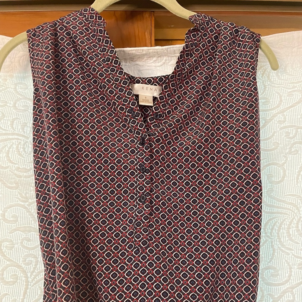 Geometric Blouse - Picture 3 of 4